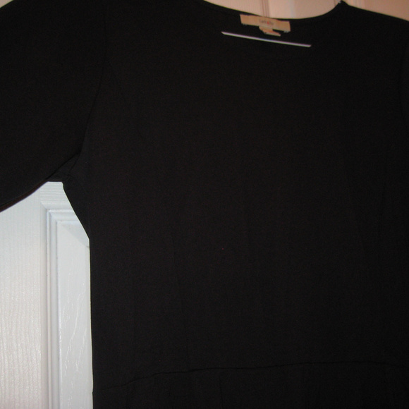 Not-So-Mysterious 4pc Mystery Box Size XL - Picture 5 of 8